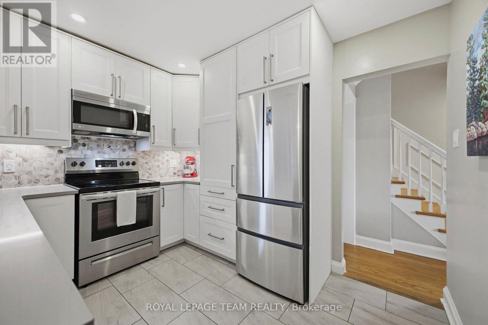 513 Windermere Avenue, Ottawa, Ontario  K2A 2W3 - Photo 9 - X13014054