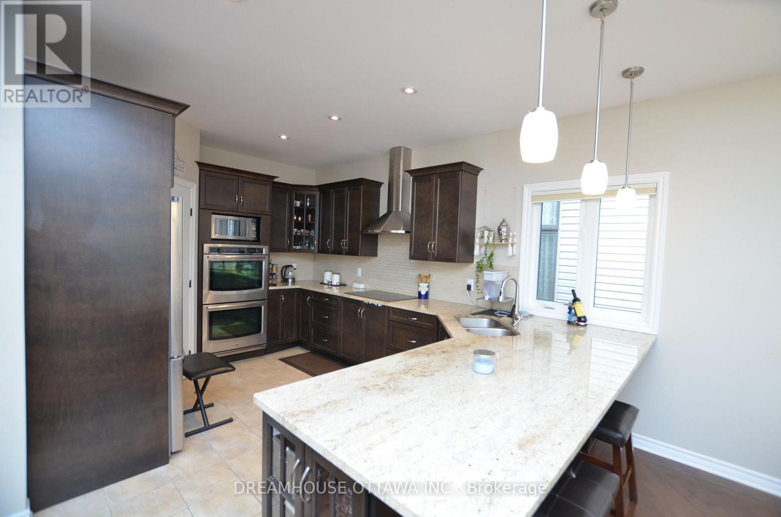 168 Grainstone Way, Ottawa, Ontario  K2T 0H2 - Photo 13 - X13014218