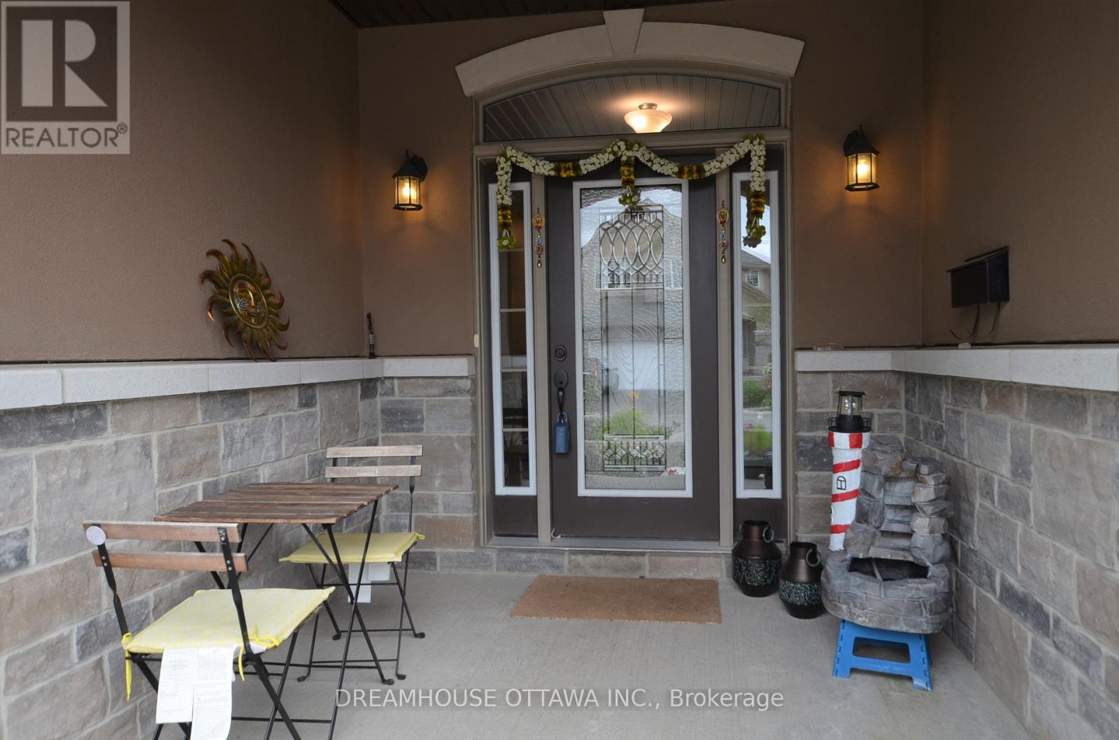 168 Grainstone Way, Ottawa, Ontario  K2T 0H2 - Photo 2 - X13014218