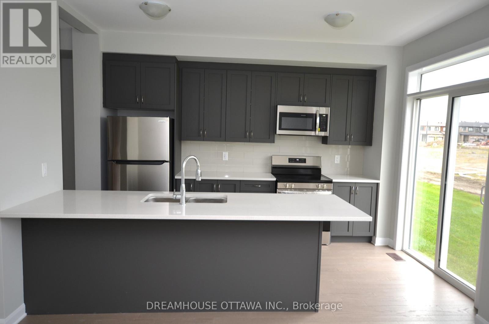 326 Gisborne Place, Ottawa, Ontario  K2K 1X7 - Photo 9 - X13014234