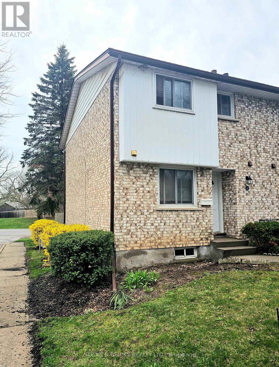 1 - 5815 Swayze Drive, Niagara Falls, Ontario  L2J 3W3 - Photo 2 - X13014140