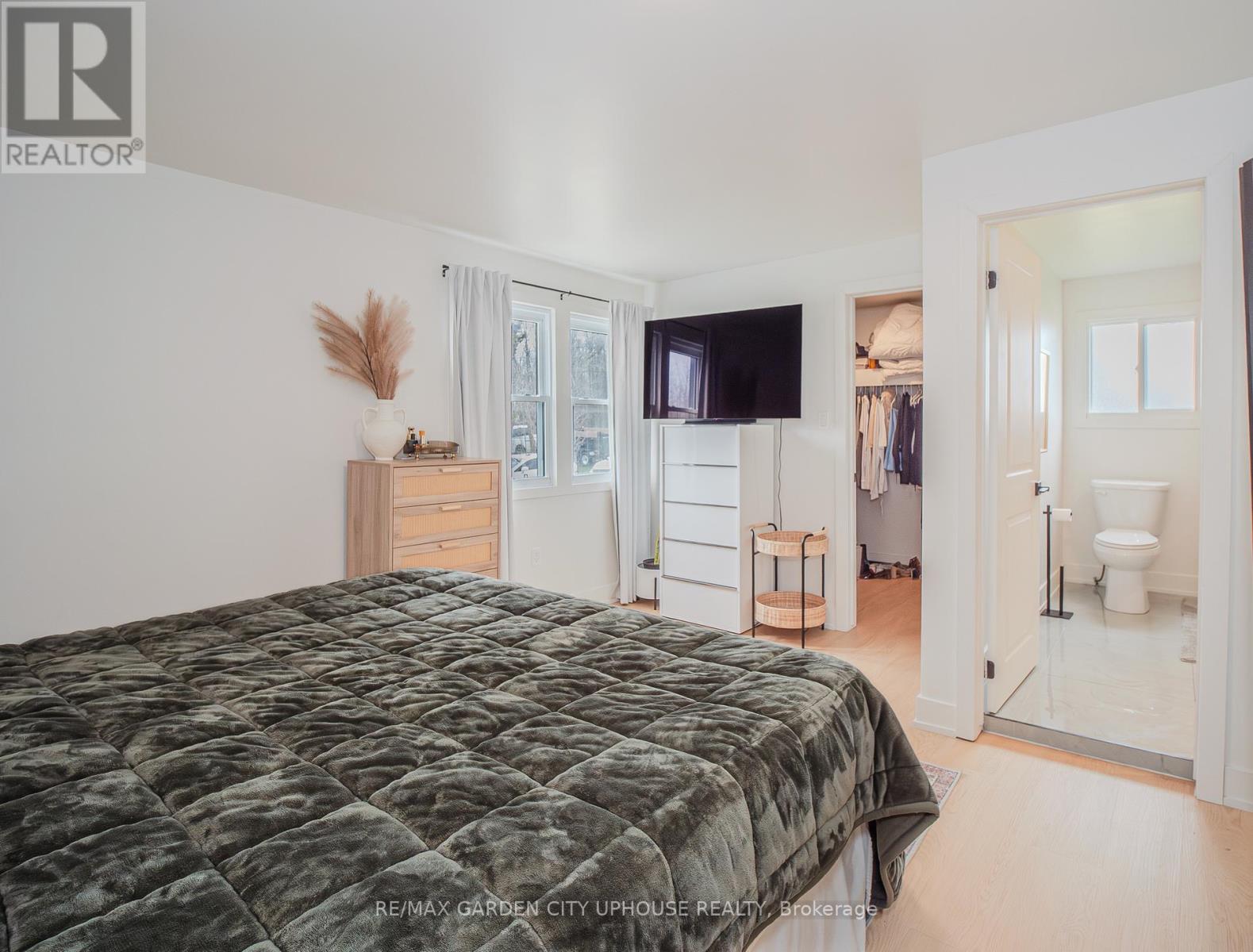 9013 Netherby Road, Niagara Falls, Ontario  L3B 5N7 - Photo 10 - X13014226