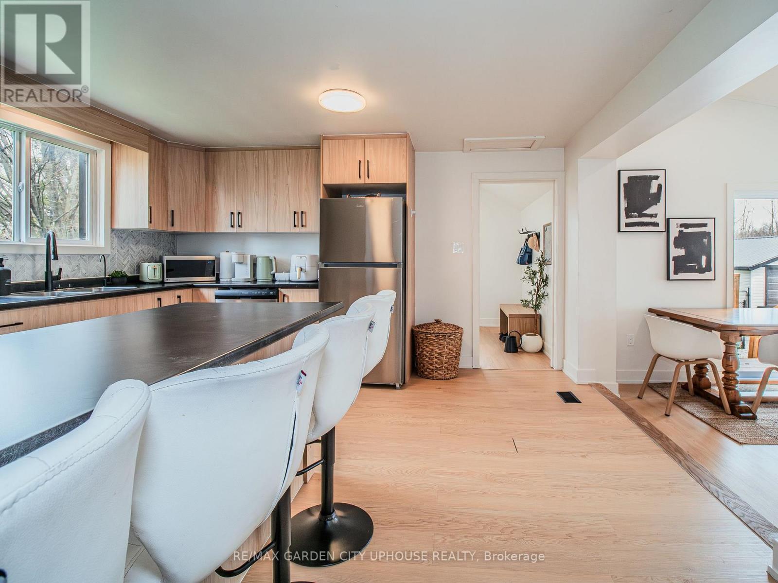 9013 Netherby Road, Niagara Falls, Ontario  L3B 5N7 - Photo 4 - X13014226