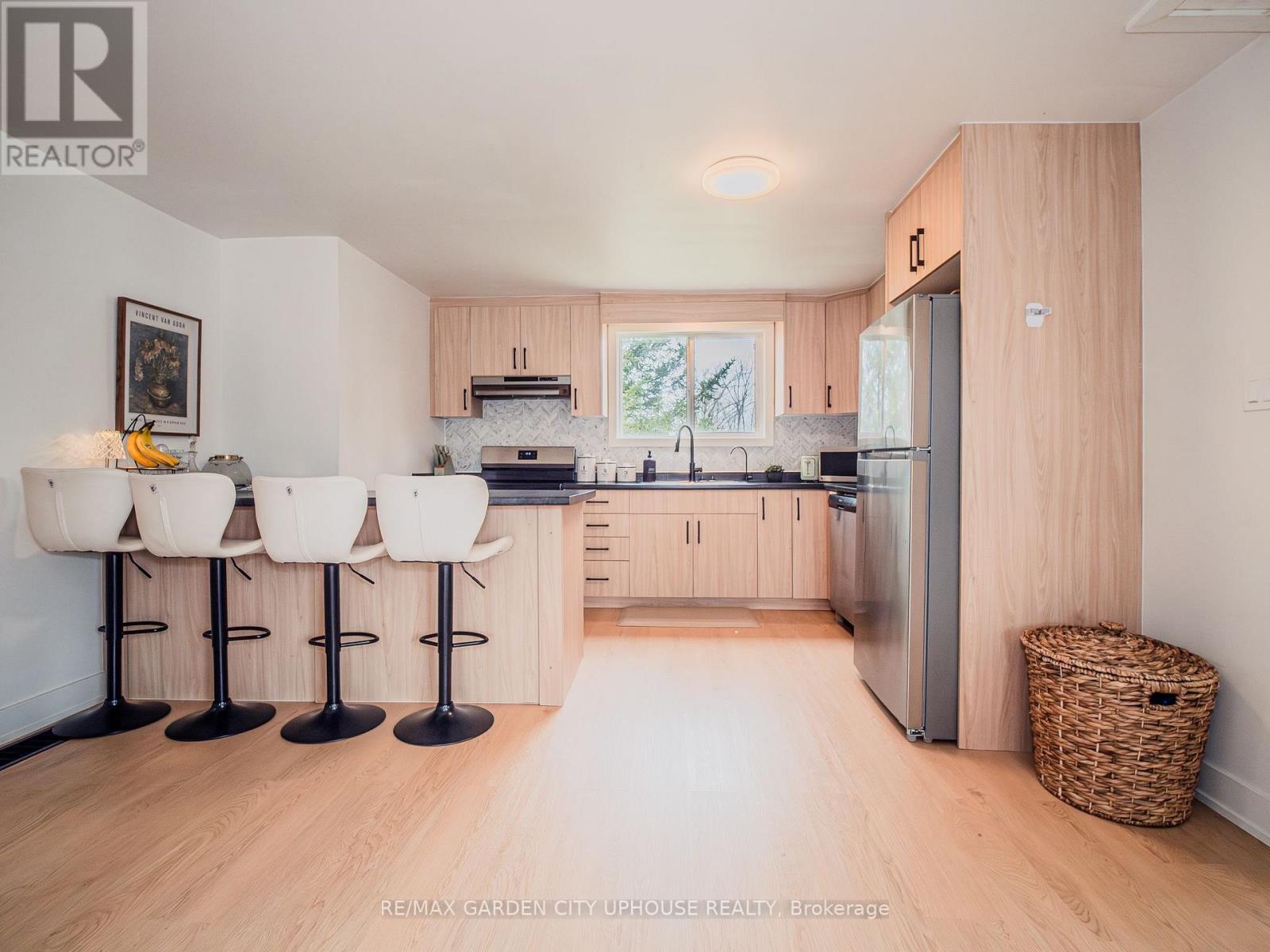 9013 Netherby Road, Niagara Falls, Ontario  L3B 5N7 - Photo 6 - X13014226