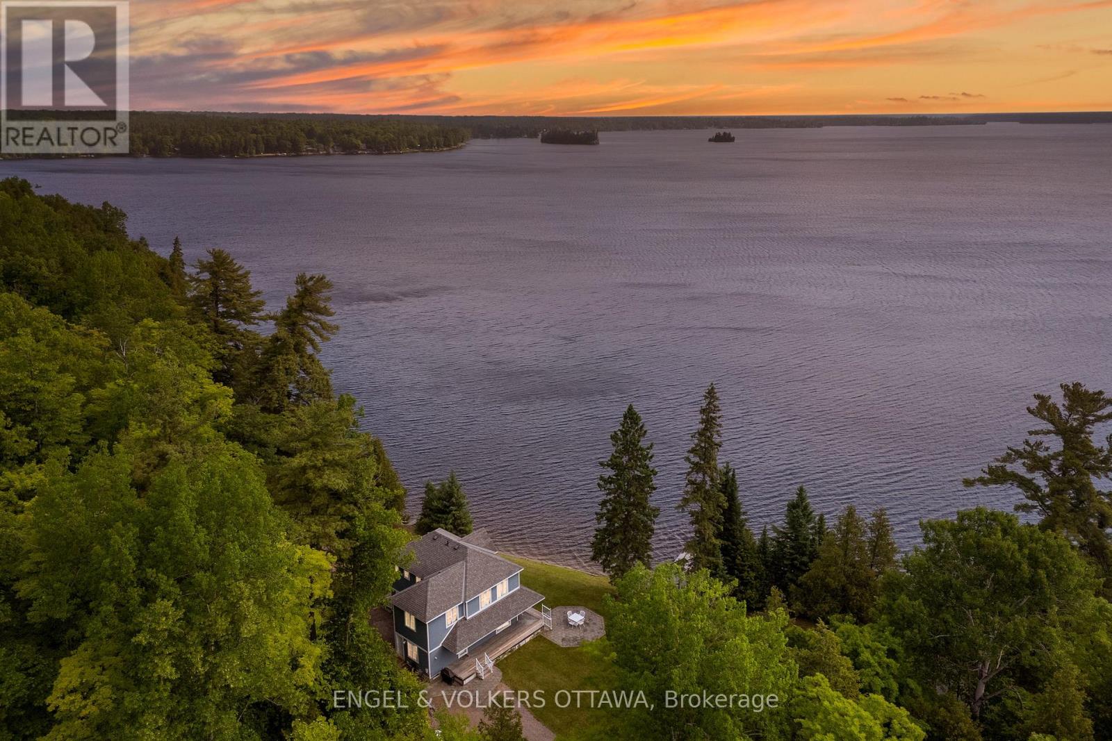 541 Morglan Lane, Greater Madawaska, Ontario  K0J 1H0 - Photo 38 - X12230603