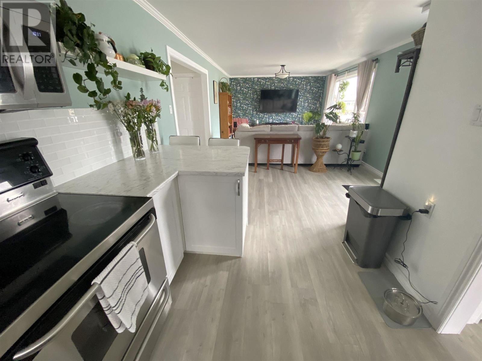 52 Hutchison Ave, Elliot Lake, Ontario  P5A 1W5 - Photo 15 - SM260345