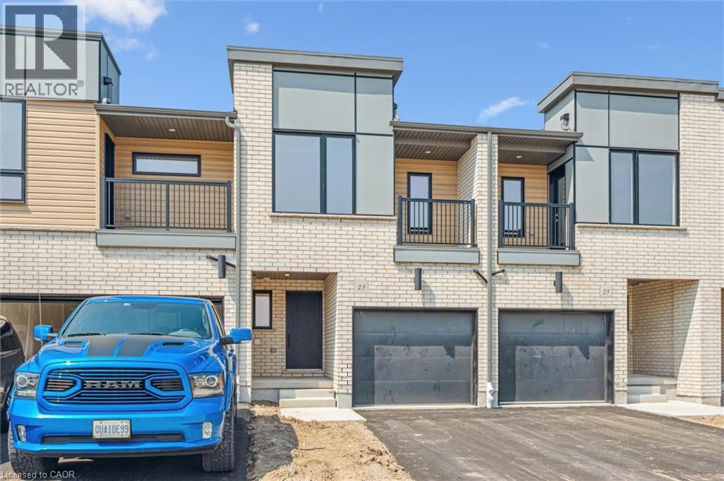 23 Benninger Drive, Kitchener, Ontario  N2E 0K4 - Photo 3 - 40821840