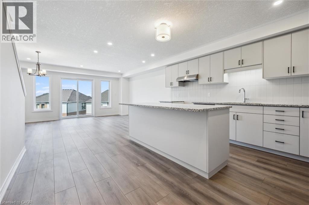 23 Benninger Drive, Kitchener, Ontario  N2E 0K4 - Photo 6 - 40821840