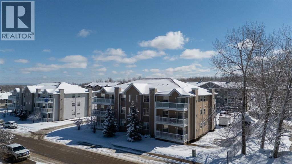 102, 3 501, Fox Creek, Alberta