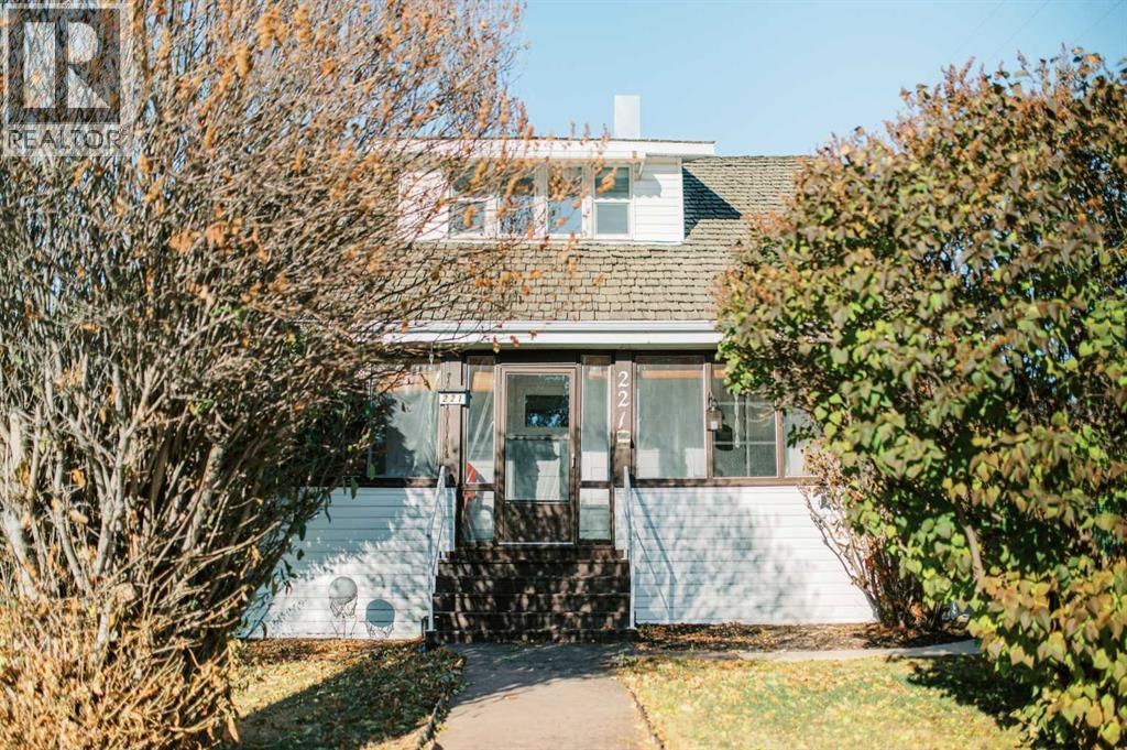 221 4th Avenue S, Big Valley, Alberta  T0J 0G0 - Photo 1 - A2277449