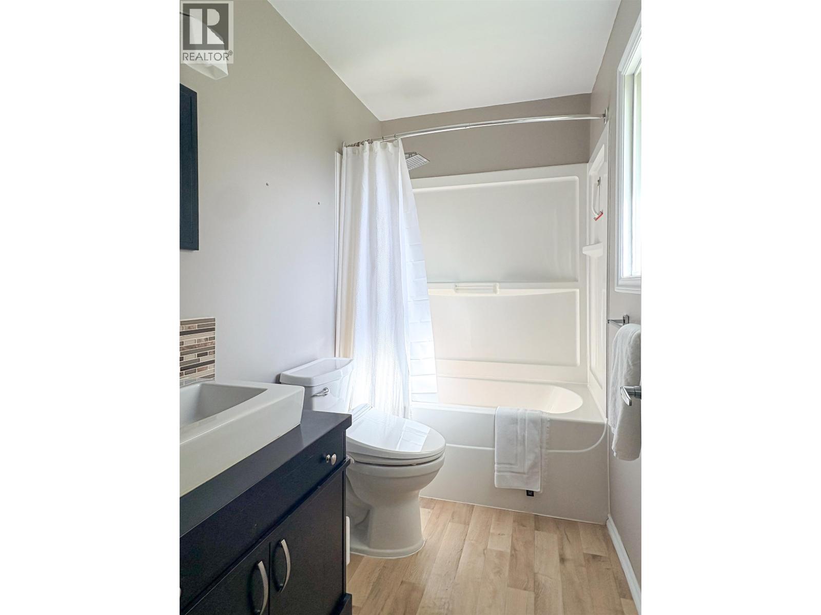 1216 Tweedsmuir Avenue, Kitimat, British Columbia  V8C 1B8 - Photo 11 - R3112697