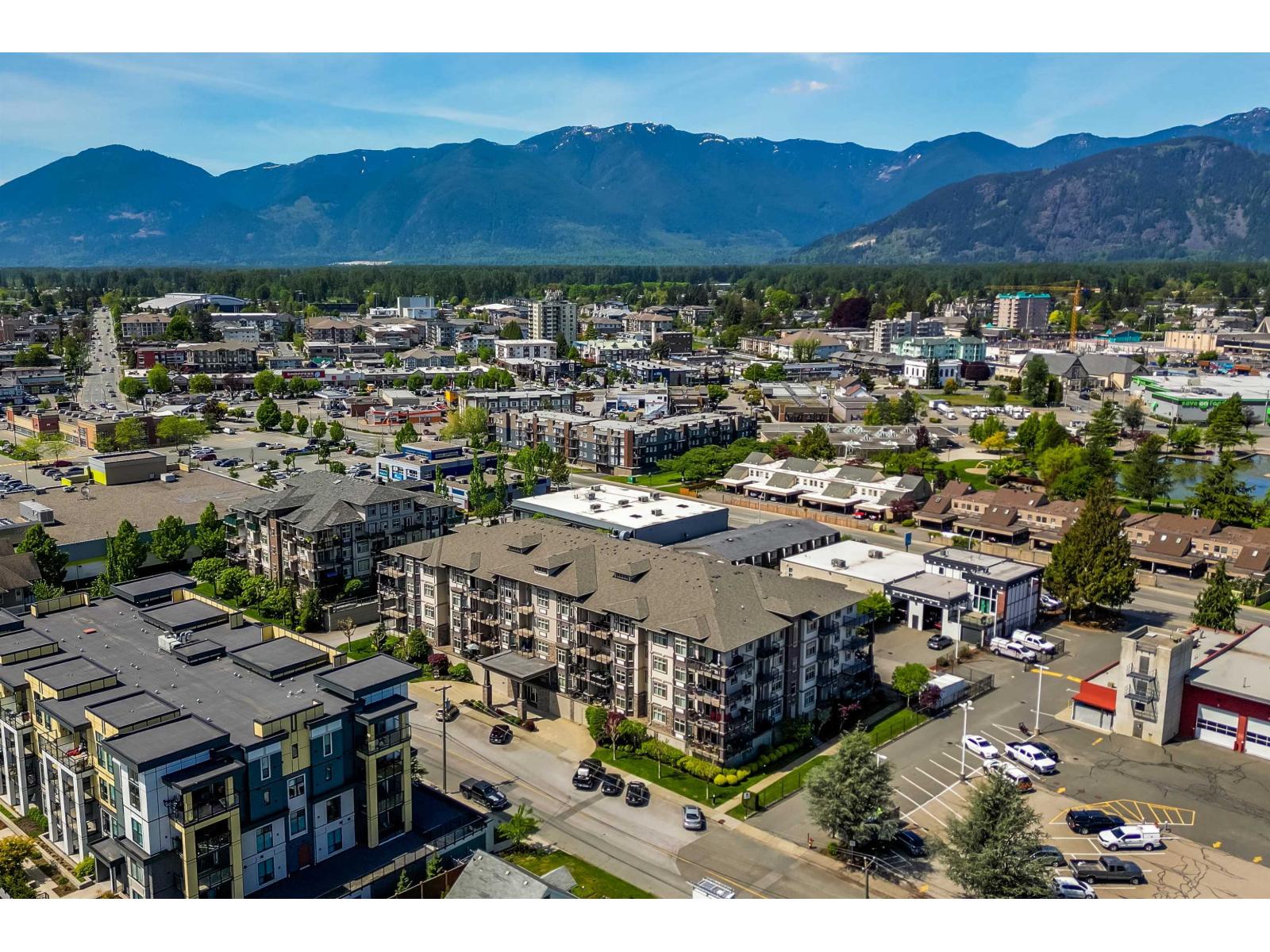 207 45893 Chesterfield Avenue, Chilliwack Downtown, Chilliwack, British Columbia  V2P 1M5 - Photo 2 - R3111424