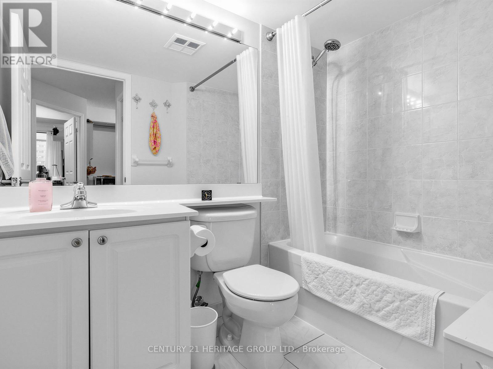 815 - 155 Beecroft Road, Toronto, Ontario  M2N 7C6 - Photo 4 - C13014044