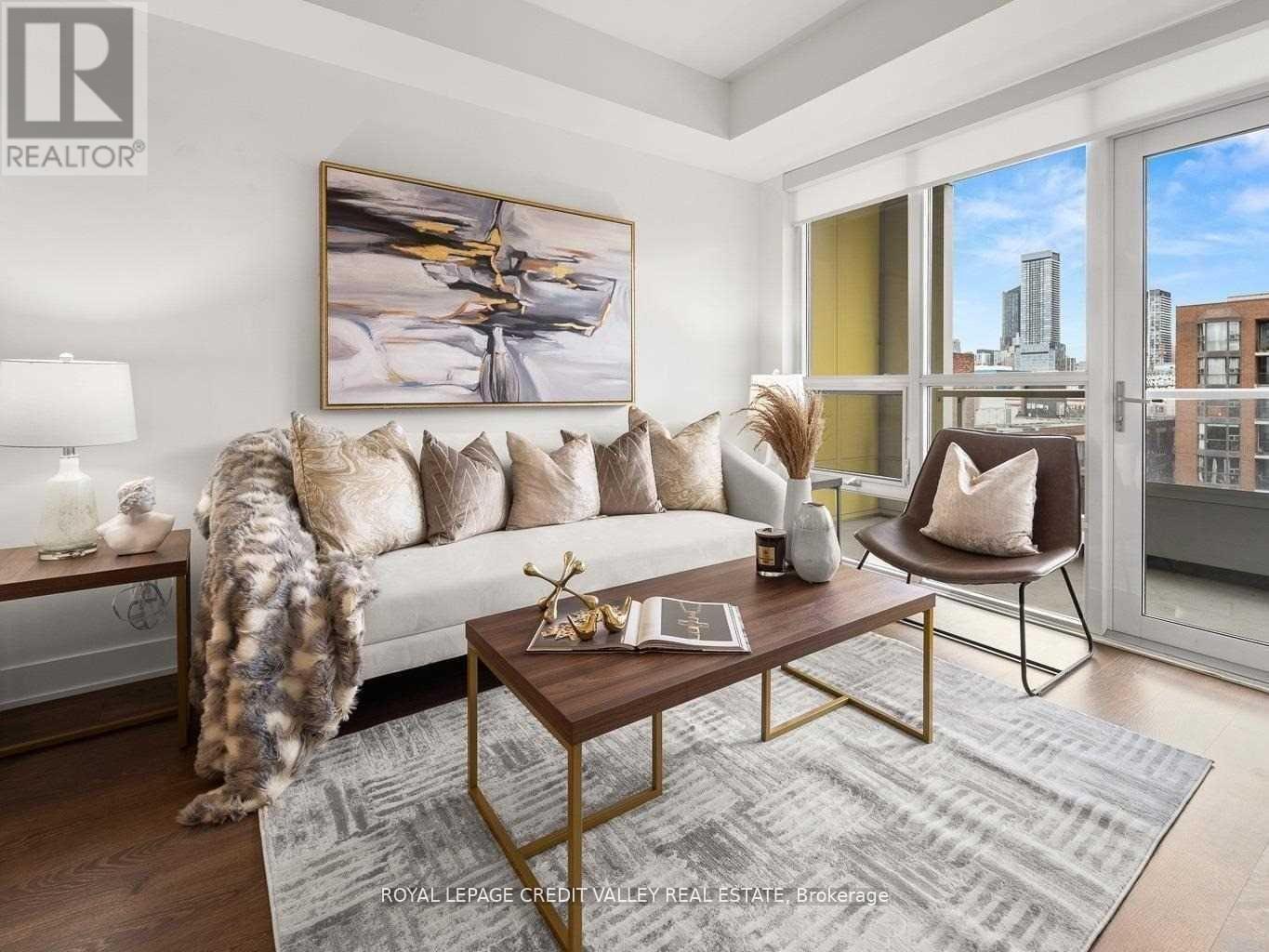 813 - 38 CAMERON STREET, Toronto, Ontario