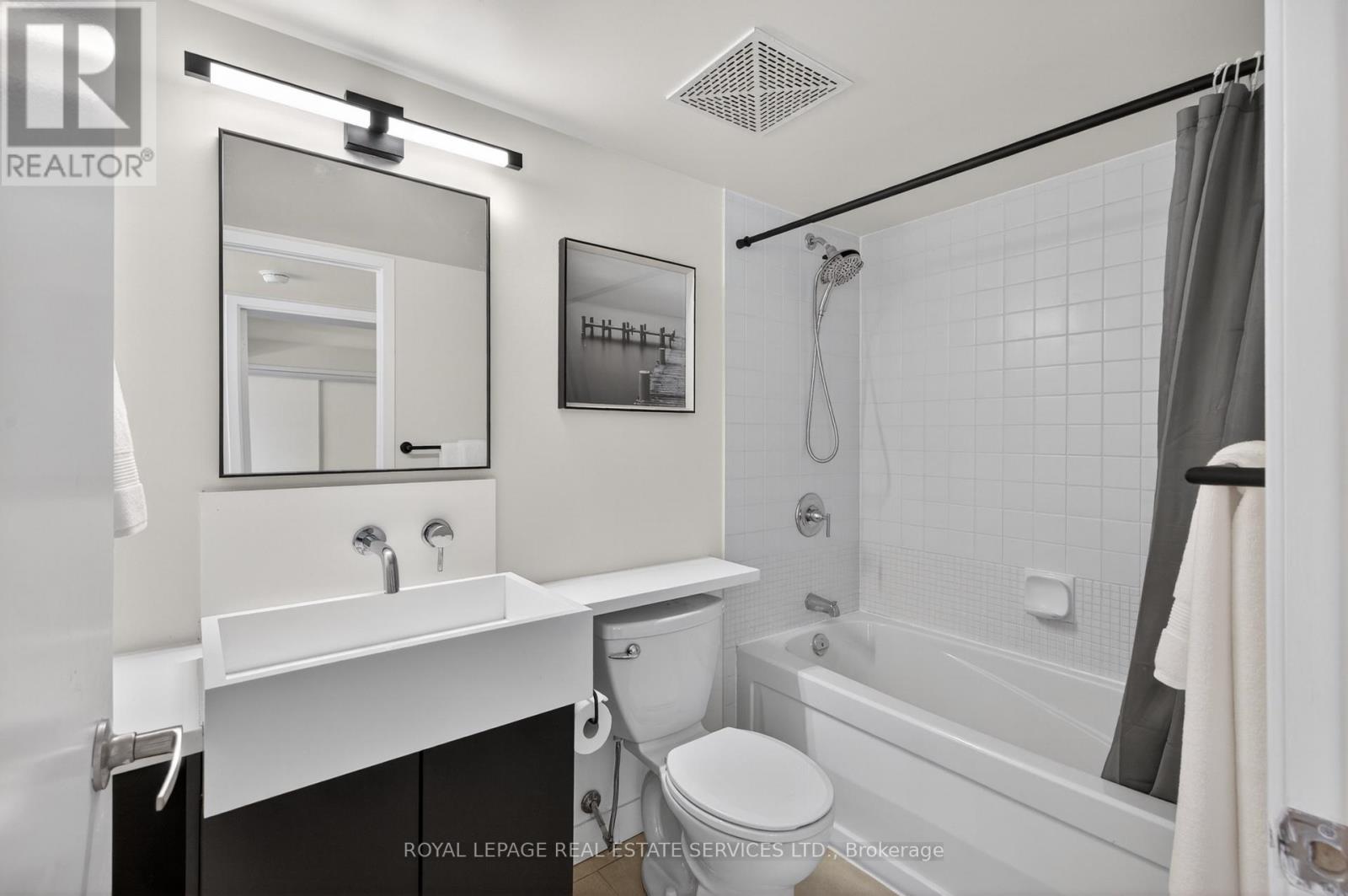 623 - 15 Brunel Court, Toronto, Ontario  M5V 3Y6 - Photo 23 - C13014198