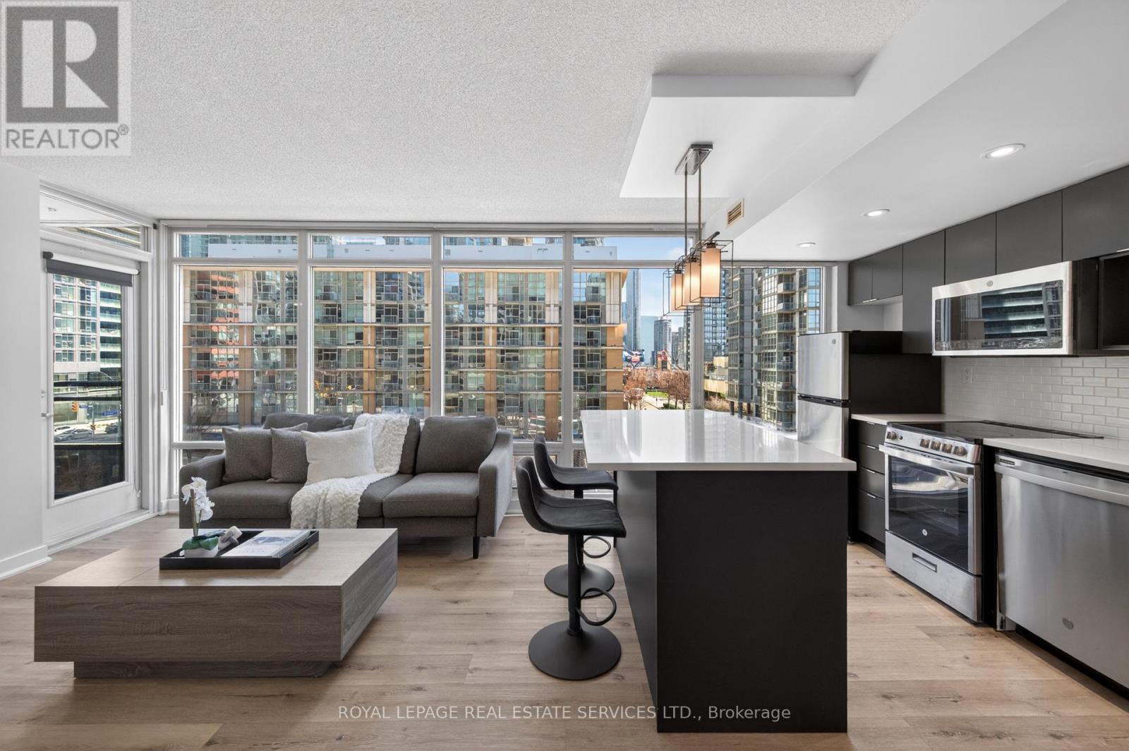 623 - 15 Brunel Court, Toronto, Ontario  M5V 3Y6 - Photo 5 - C13014198