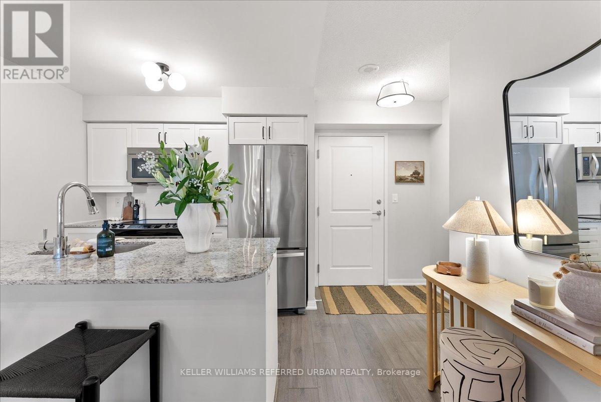 1010 - 35 Bastion Street, Toronto, Ontario  M5V 0C1 - Photo 2 - C13014216