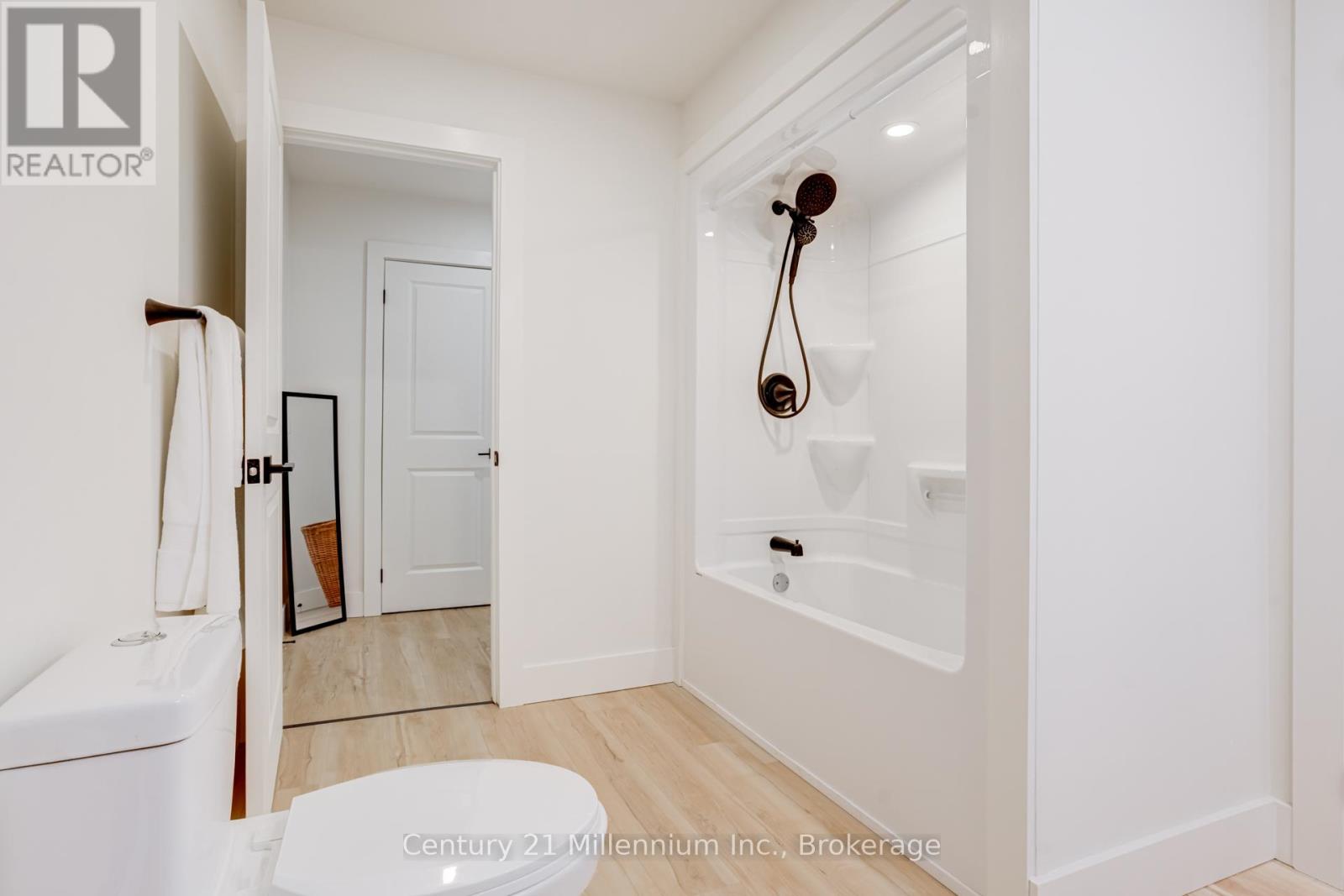 12 Nicholas Street, Northern Bruce Peninsula, Ontario  N0H 2G0 - Photo 21 - X13014048