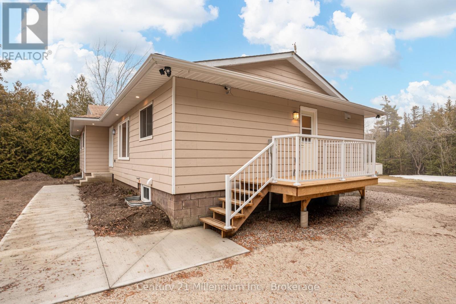 12 Nicholas Street, Northern Bruce Peninsula, Ontario  N0H 2G0 - Photo 33 - X13014048