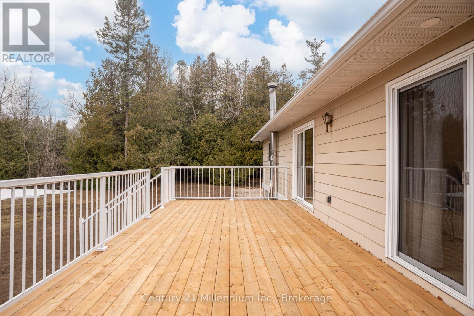 12 Nicholas Street, Northern Bruce Peninsula, Ontario  N0H 2G0 - Photo 35 - X13014048