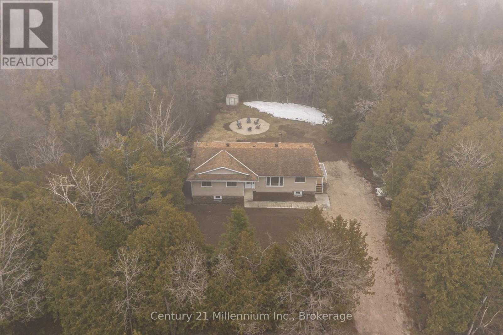 12 Nicholas Street, Northern Bruce Peninsula, Ontario  N0H 2G0 - Photo 44 - X13014048