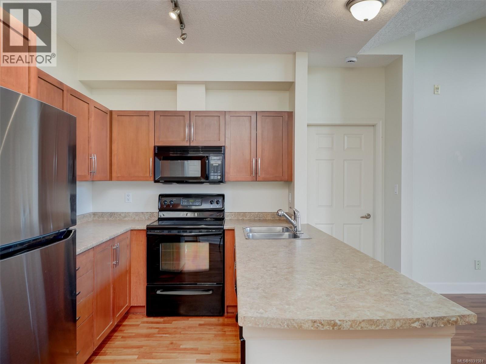 406 1156 Colville Rd, Esquimalt, British Columbia  V9A 4P7 - Photo 16 - 1031581