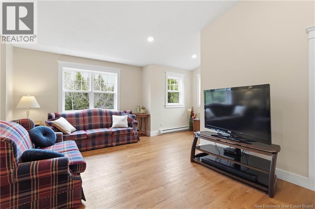 330 Rogers Road, Berry Mills, New Brunswick  E1G 4Y8 - Photo 34 - NB137411