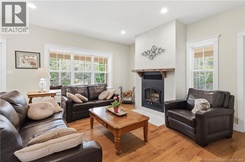 330 Rogers Road, Berry Mills, New Brunswick  E1G 4Y8 - Photo 9 - NB137411