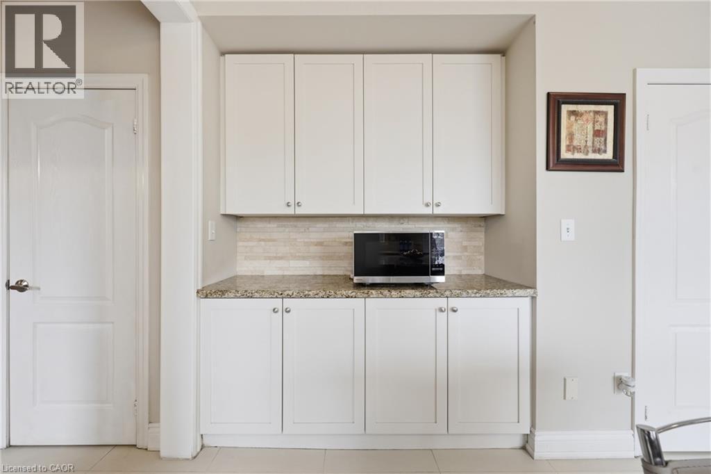 2295 Glazebrook Circle, Oakville, Ontario  L6M 5B5 - Photo 19 - 40815726