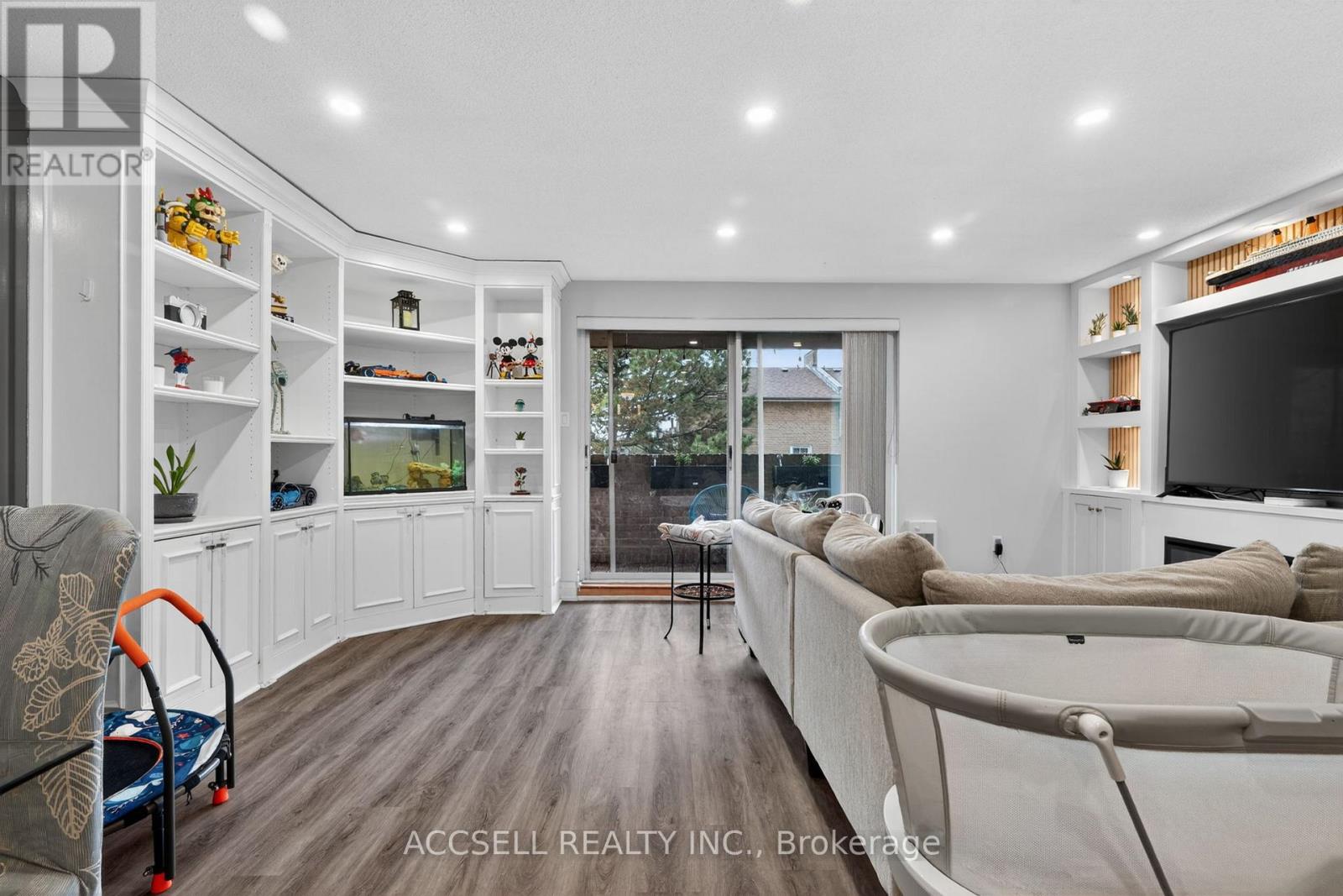 159 - 50 Scarborough Golf Clu Road, Toronto (Scarborough Village), Ontario  M1M 3T5 - Photo 12 - E13014168