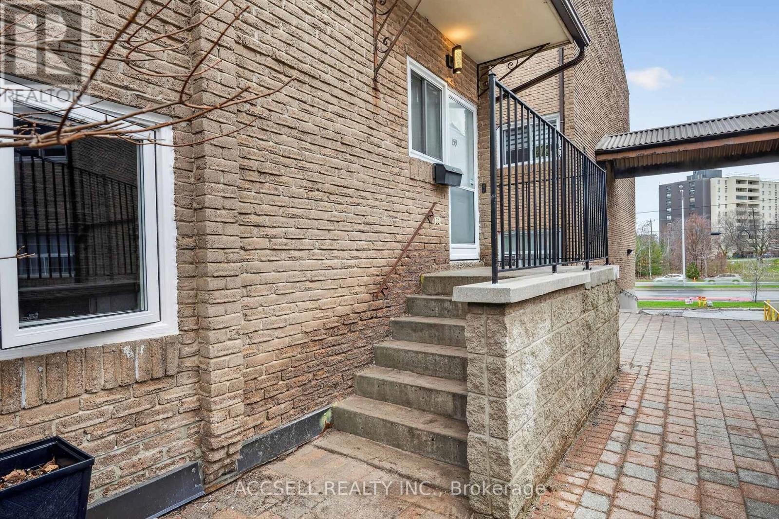 159 - 50 Scarborough Golf Clu Road, Toronto (Scarborough Village), Ontario  M1M 3T5 - Photo 2 - E13014168