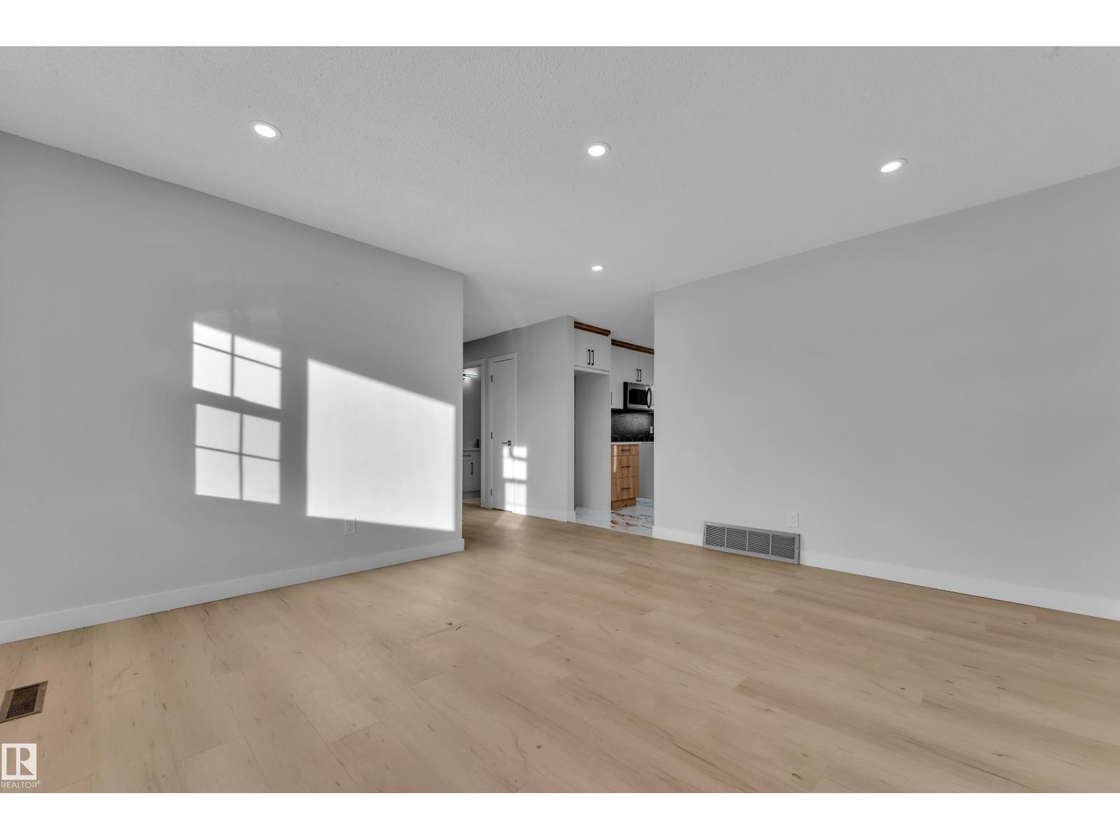 5118 17a Ave Nw, Edmonton, Alberta  T6L 1A6 - Photo 28 - E4482934