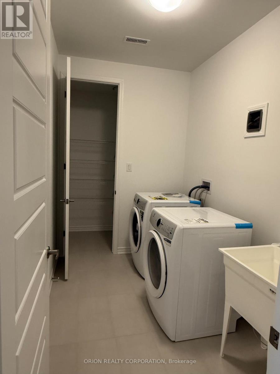 712 Keast Place, Innisfil, Ontario  L9S 0S9 - Photo 9 - N13014026