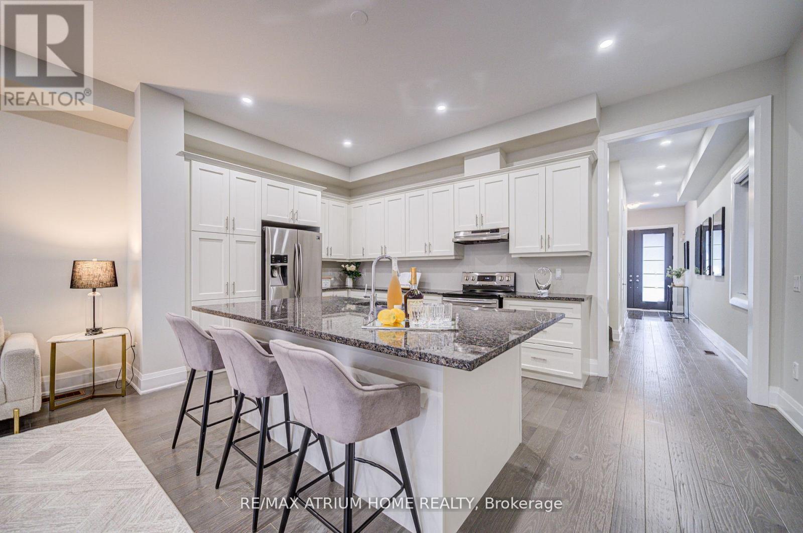 90 Hesperus Road, Vaughan, Ontario  L4J 0K3 - Photo 12 - N13014088