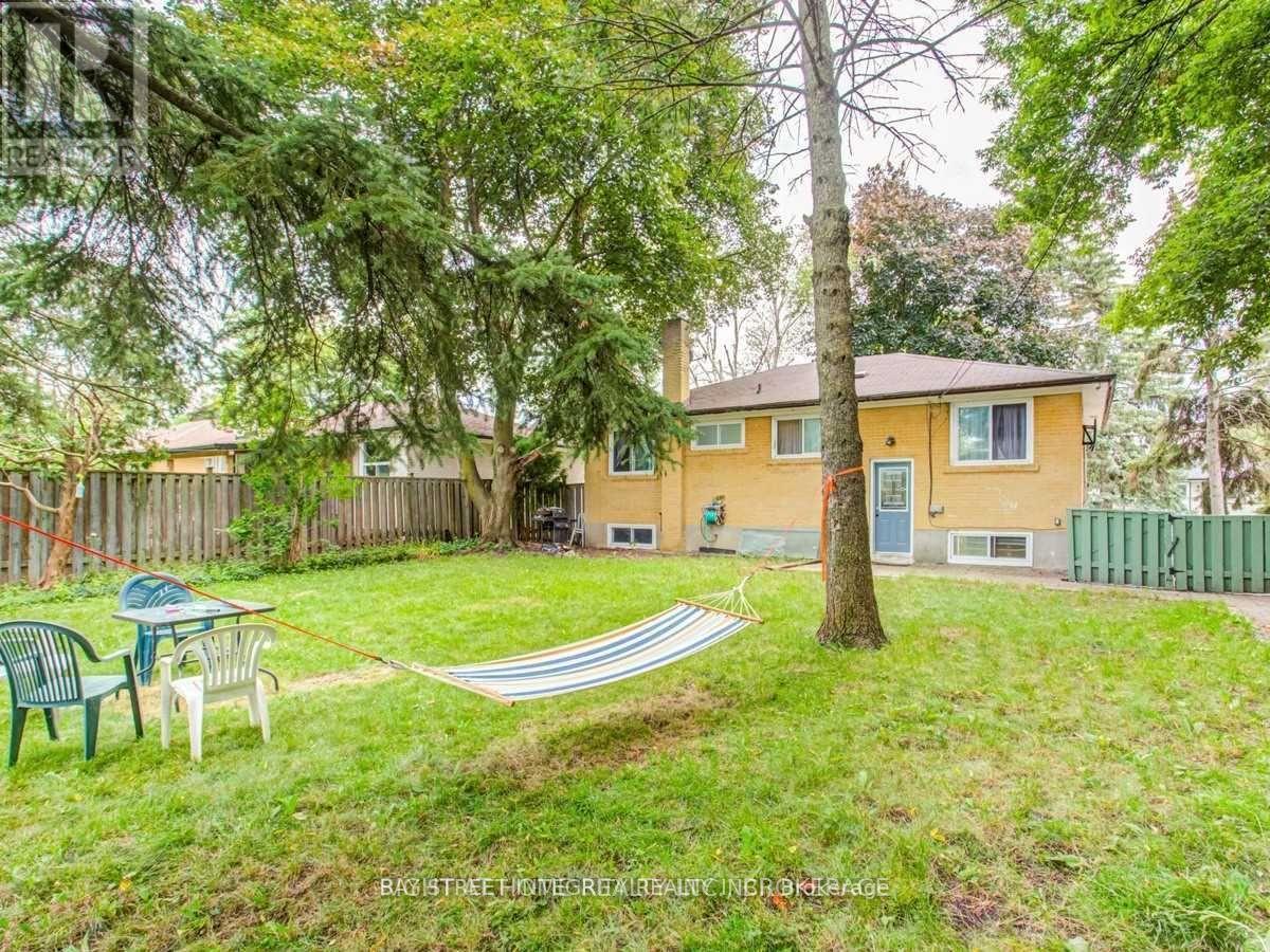 389 Becker Road, Richmond Hill, Ontario  L4C 2S3 - Photo 15 - N13014104