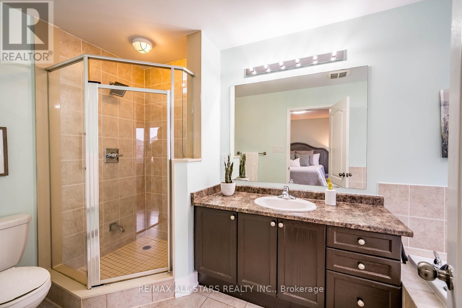 102 John Davis Gate, Whitchurch-Stouffville (Stouffville), Ontario  L4A 0B5 - Photo 15 - N13014106