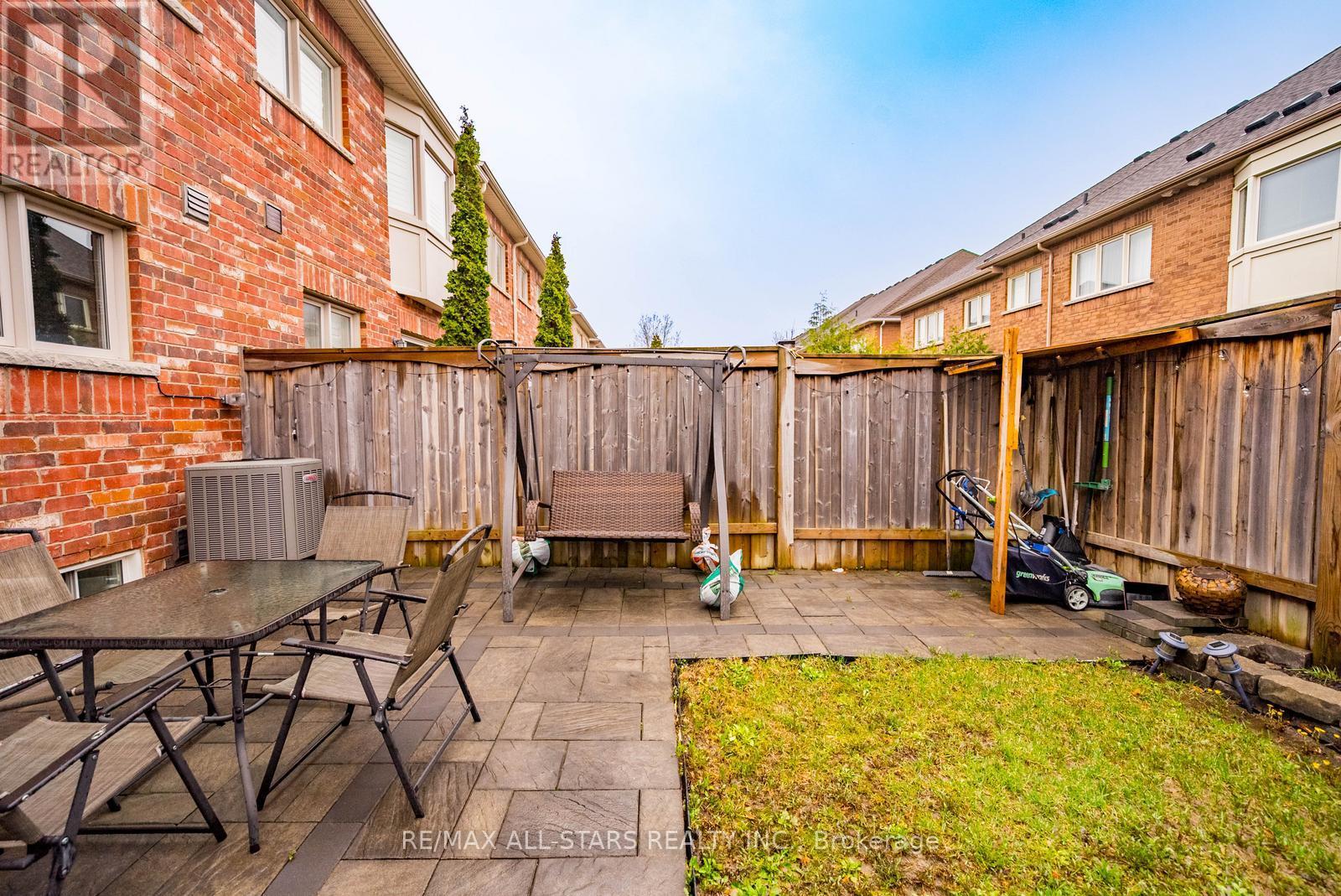 102 John Davis Gate, Whitchurch-Stouffville (Stouffville), Ontario  L4A 0B5 - Photo 27 - N13014106