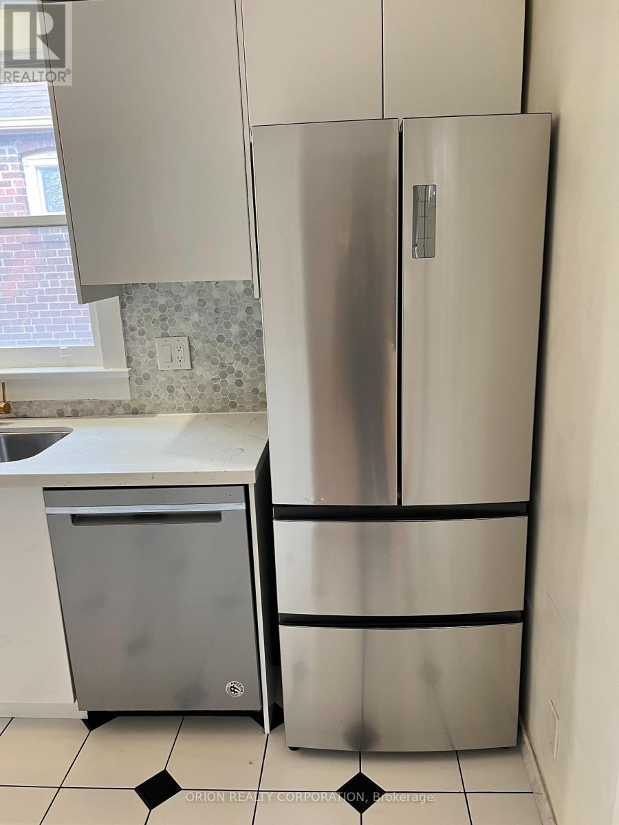 222 Glen Park Avenue, Toronto, Ontario  M6B 2C9 - Photo 10 - W13014090