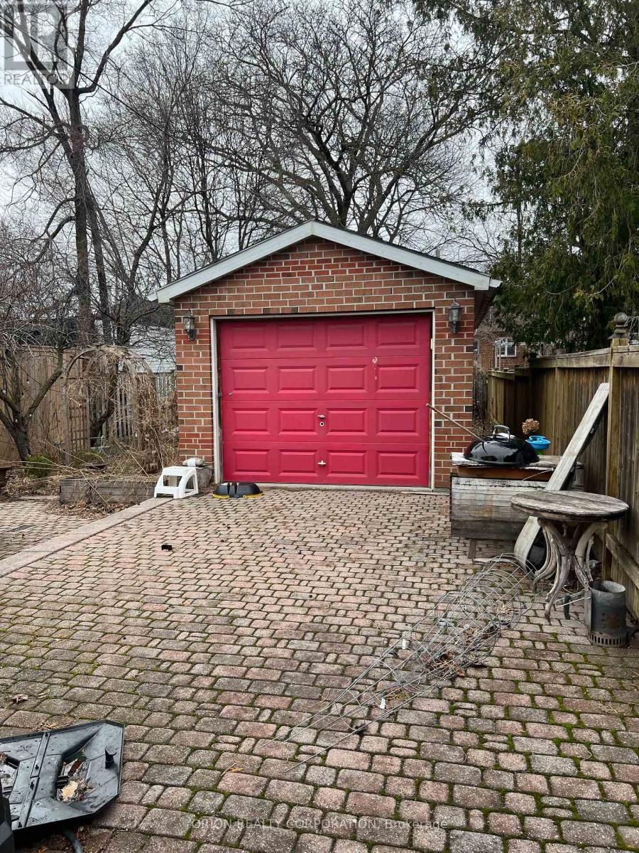 222 Glen Park Avenue, Toronto, Ontario  M6B 2C9 - Photo 26 - W13014090