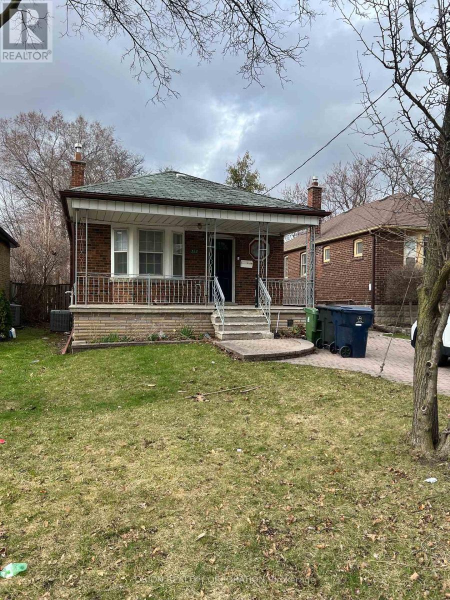 222 Glen Park Avenue, Toronto, Ontario  M6B 2C9 - Photo 27 - W13014090