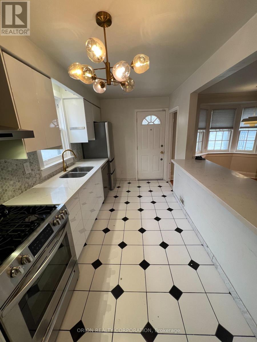 222 Glen Park Avenue, Toronto, Ontario  M6B 2C9 - Photo 6 - W13014090