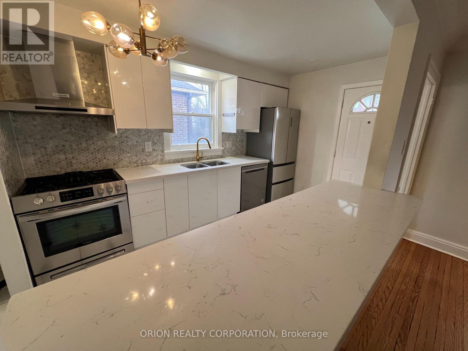 222 Glen Park Avenue, Toronto, Ontario  M6B 2C9 - Photo 8 - W13014090