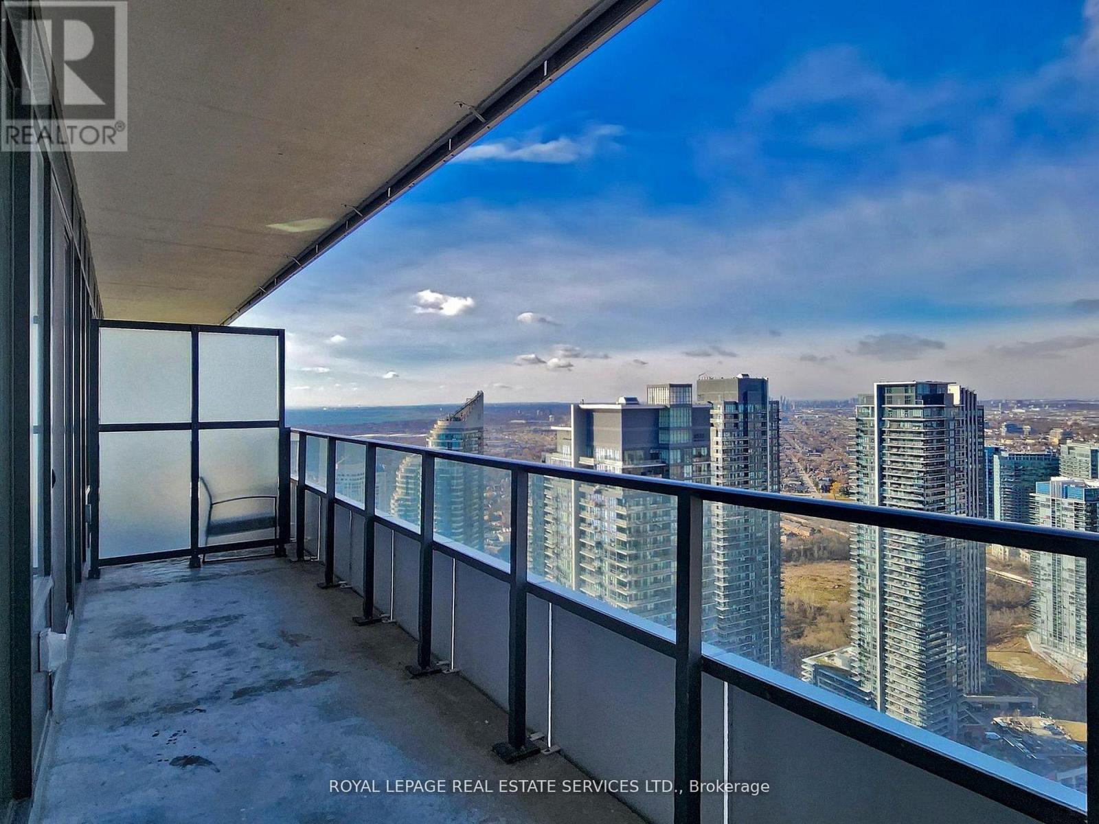 4620 - 30 Shore Breeze Drive, Toronto, Ontario  M8V 1A1 - Photo 9 - W13014108