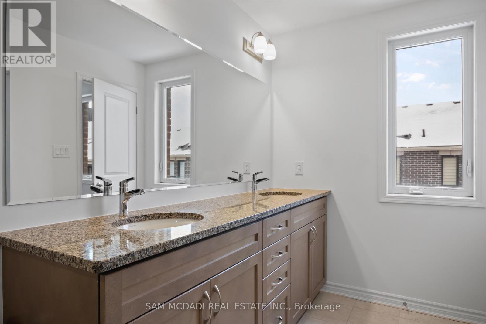 4068 Kadic Terrace, Mississauga, Ontario  L5M 2S8 - Photo 25 - W13014116