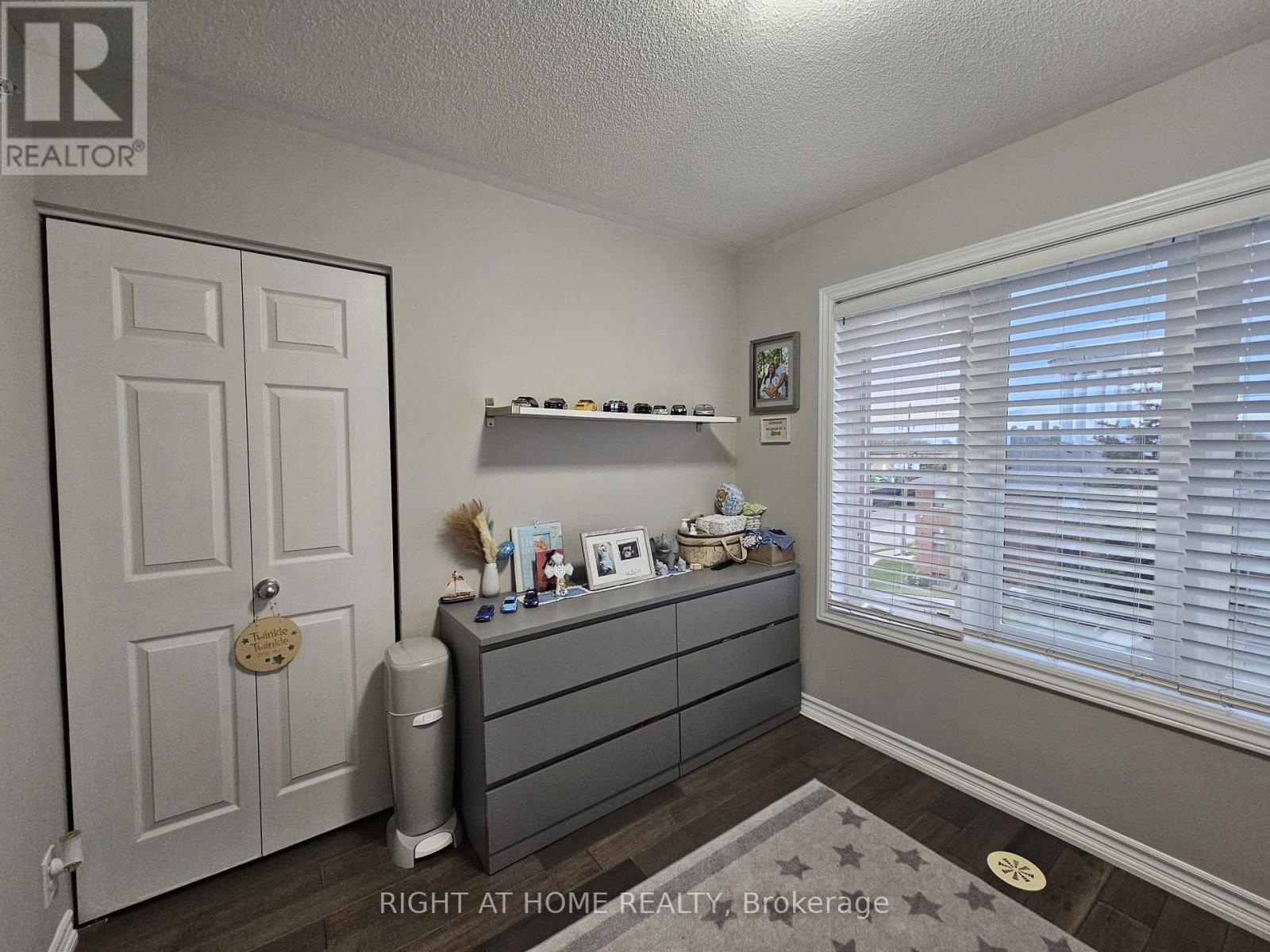 23 - 120 Twenty Fourth Street, Toronto, Ontario  M8V 0B8 - Photo 10 - W13014118