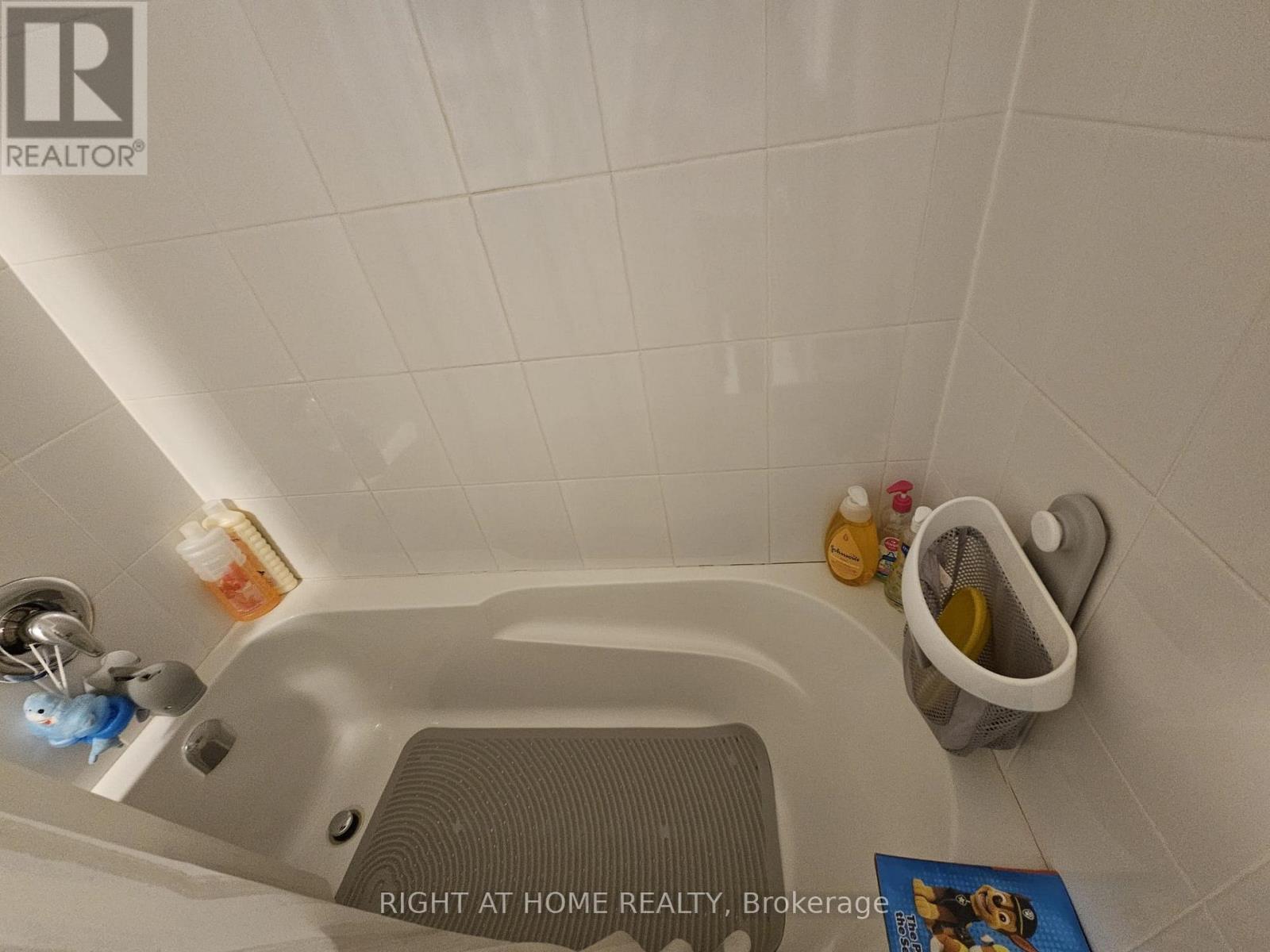 23 - 120 Twenty Fourth Street, Toronto, Ontario  M8V 0B8 - Photo 12 - W13014118