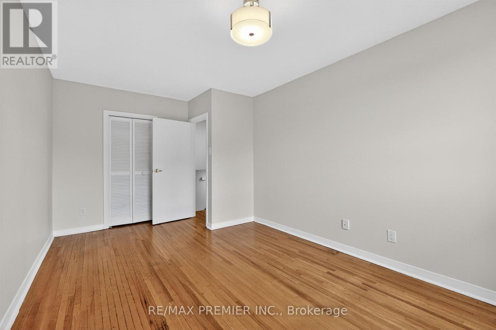 39 Hucknall Road, Toronto, Ontario  M3J 1V7 - Photo 17 - W13014148