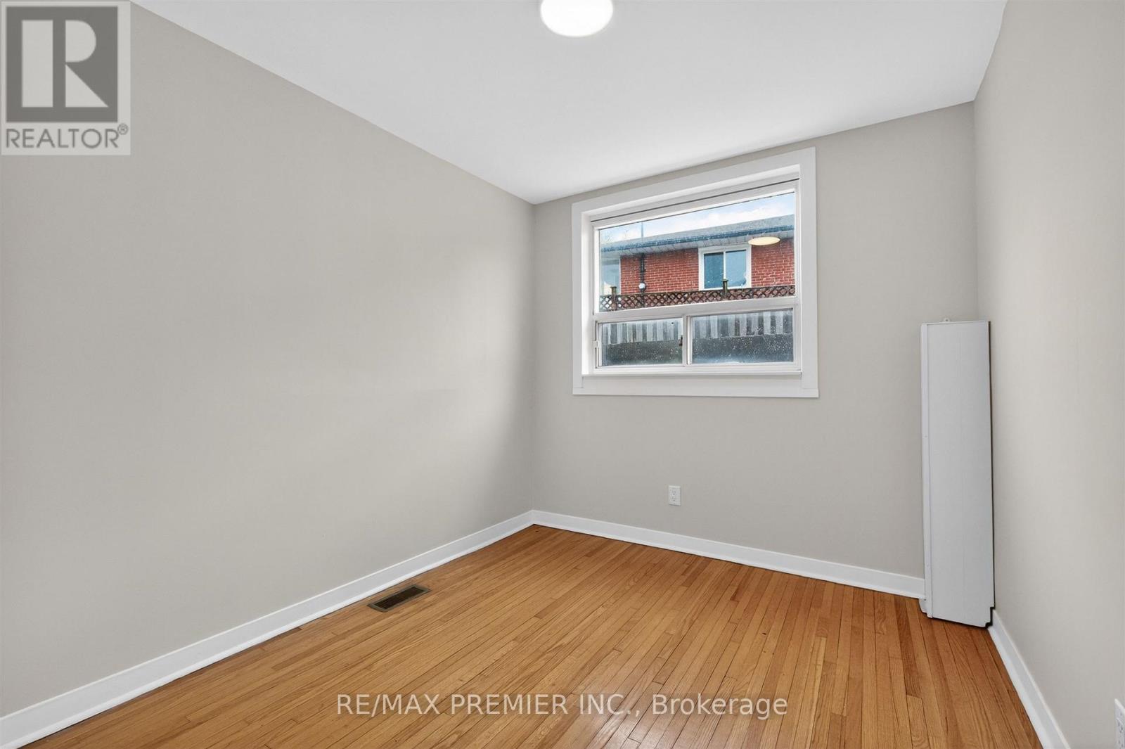 39 Hucknall Road, Toronto, Ontario  M3J 1V7 - Photo 23 - W13014148