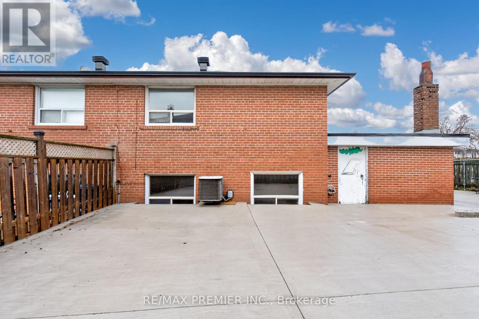 39 Hucknall Road, Toronto, Ontario  M3J 1V7 - Photo 35 - W13014148