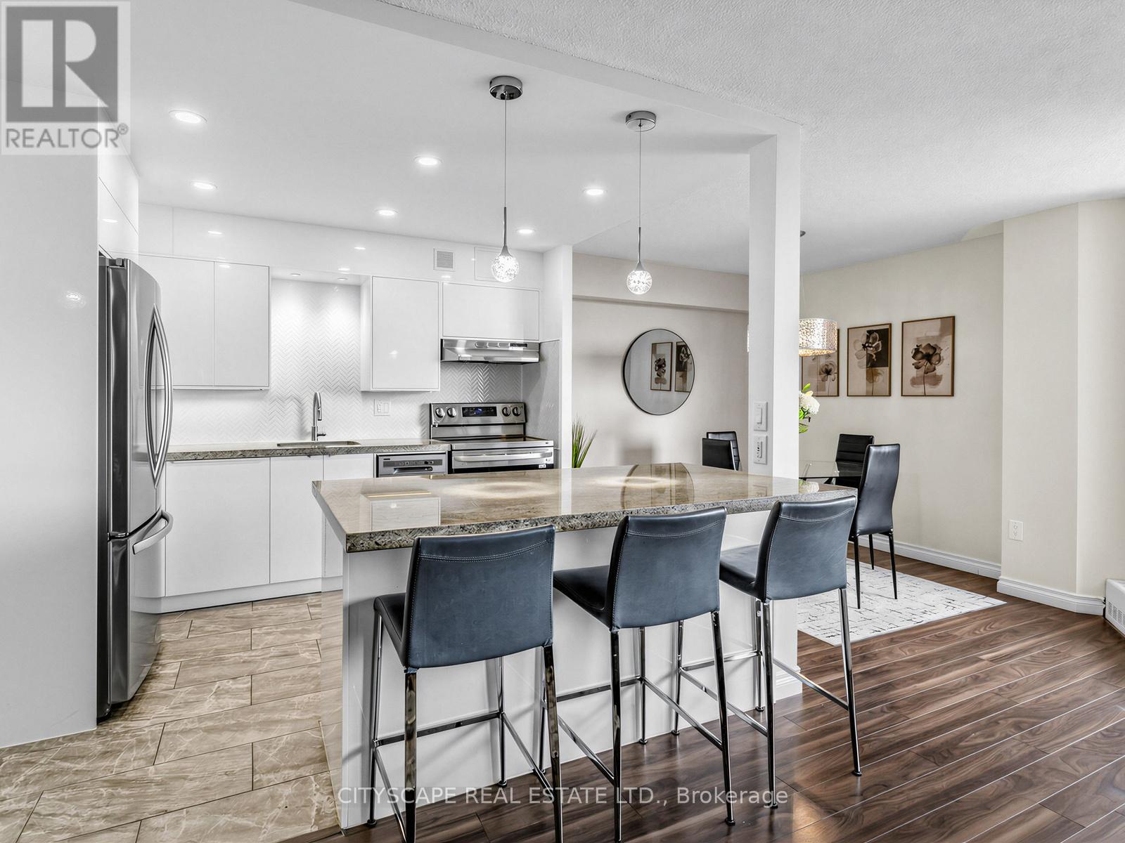 1702 - 420 Mill Road, Toronto (Eringate-Centennial-West Deane), Ontario  M9C 1Z1 - Photo 9 - W13014194